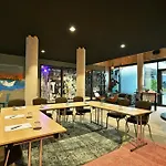 Moxy Hamburg Altona